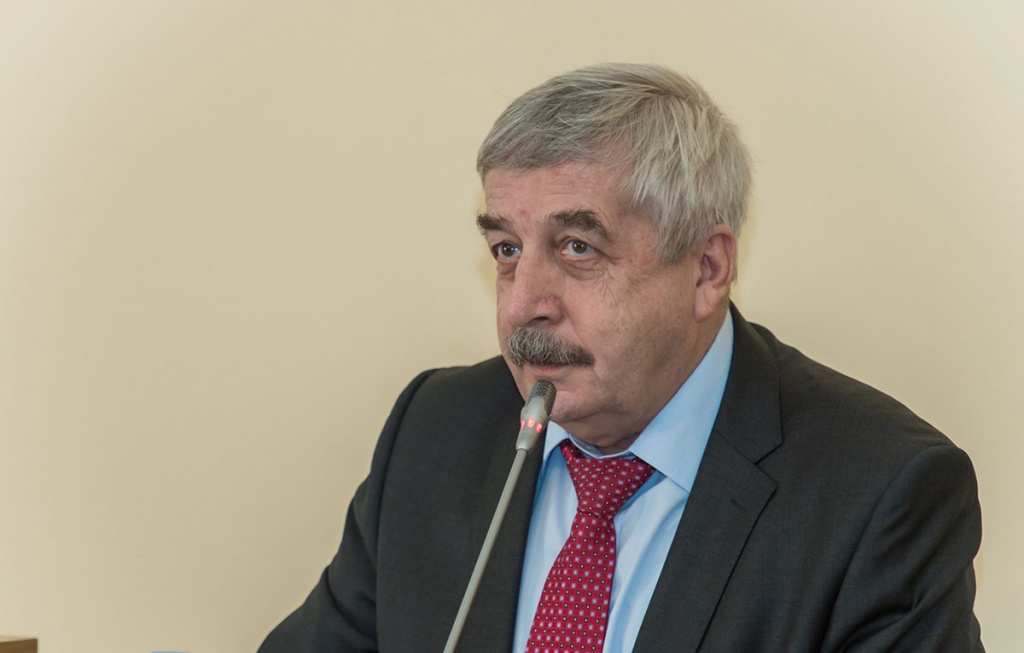 Доклад первого проректора СПбПУ В.В. Глухова о кадровом потенциале университета Доклад первого проректора СПбПУ В.В. Глухова о кадровом потенциале университета
