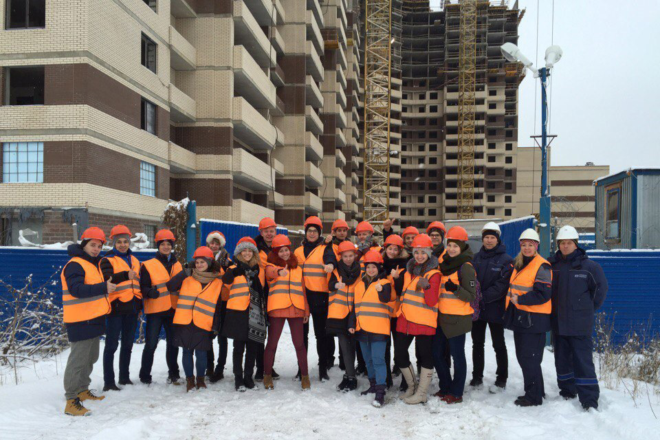  Для студентов ИСИ проводят экскурсии на объектах строительных компаний