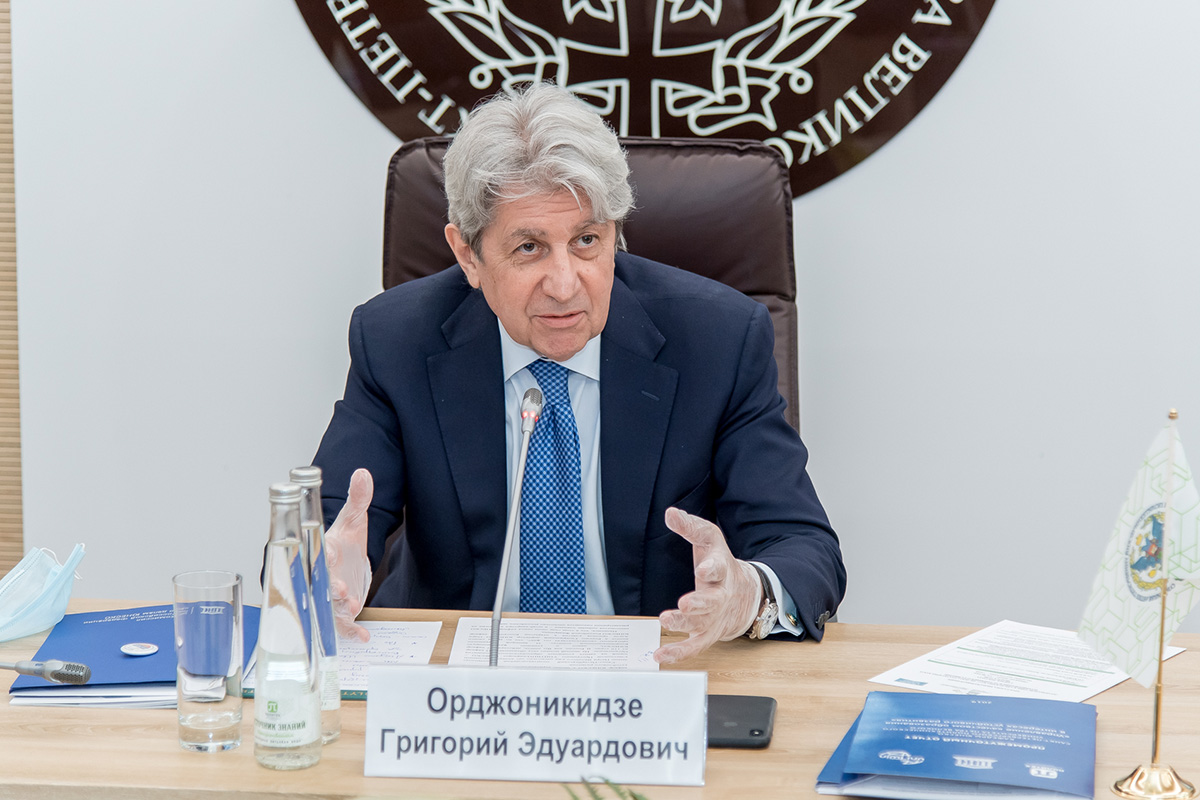 Дипломат рассказал о важности взаимодействия кафедр ЮНЕСКО между собой и с Секретариатом ЮНЕСКО Дипломат рассказал о важности взаимодействия кафедр ЮНЕСКО между собой и с Секретариатом ЮНЕСКО