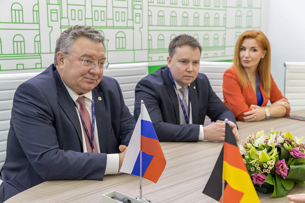 Переговоры с представителем немецкой выставочной компании Томасом ШТЕНЦЕЛЕМ 