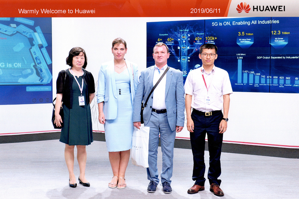 Представители СПбПУ посетили один из основных офисов компании Huawei 