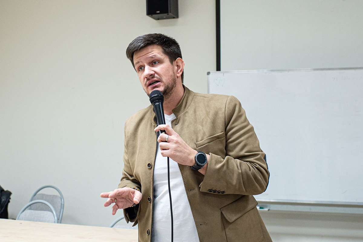 Андрей Зайцев преподал студентам урок ораторского мастерства 