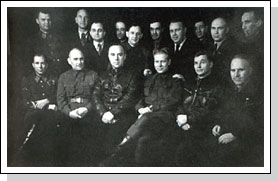  Д.Ф. Устинов (1908-1984)и Н.Н. Поликарпов (1892-1944) среди работников оборонных отраслей промышленности. 1943