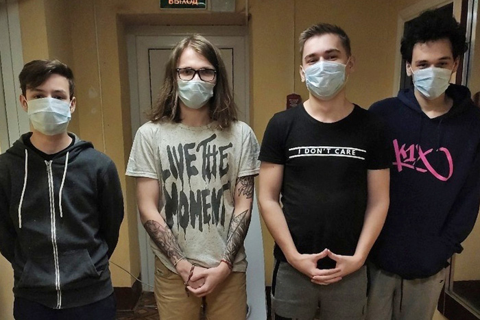 Ребята, оказавшиеся на карантине в общежитии № 16, не унывают 