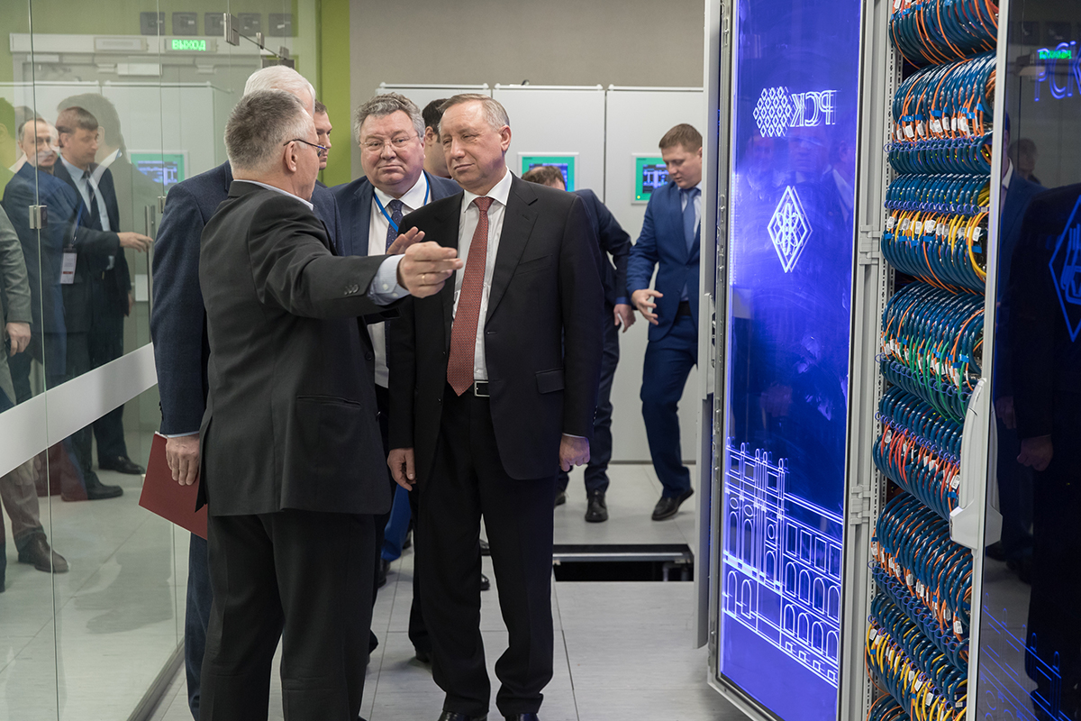 А.Д. Беглов посетил Суперкомпьютерный центр Политехнический 
