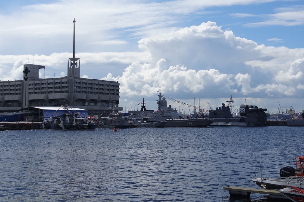 VII Международный военно-морской салон (МВМС-2015) в Ленэкспо