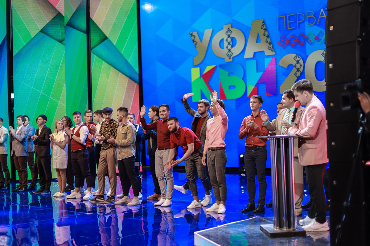 Команда СПбПУ «Подарок-впечатление» заняла второе место в телевизионной первой лиге КВН 
