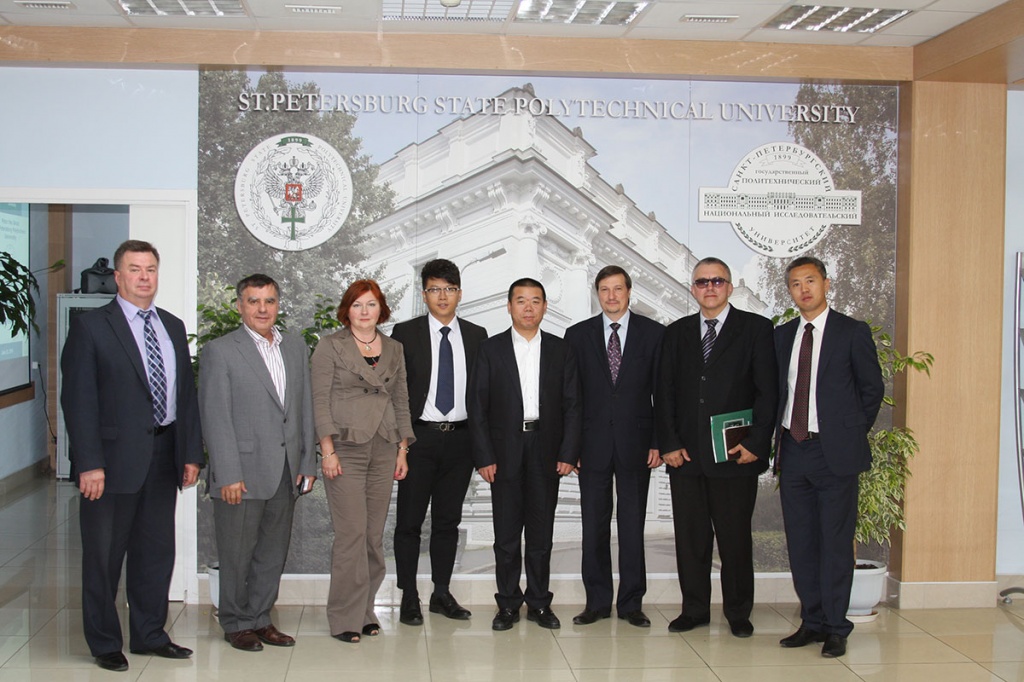 Делегация крупных промышленных компаний - China XD Plastic Company (Харбин, Китай) и AL Composites Material FZE (Дубай, ОАЭ) в СПбПУ Делегация крупных промышленных компаний - China XD Plastic Company (Харбин, Китай) и AL Composites Material FZE (Дубай, ОАЭ) в СПбПУ