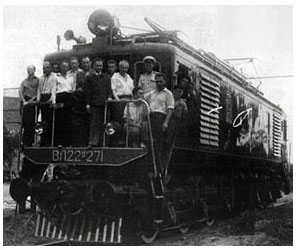 Политехники участвуют в обкатке электровоза ВЛ-22Н.1949