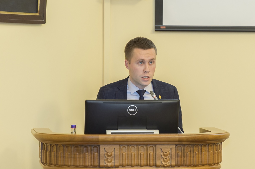Доклад представил помощник ректора по делам молодежи М.А. Пашоликов Доклад представил помощник ректора по делам молодежи М.А. Пашоликов