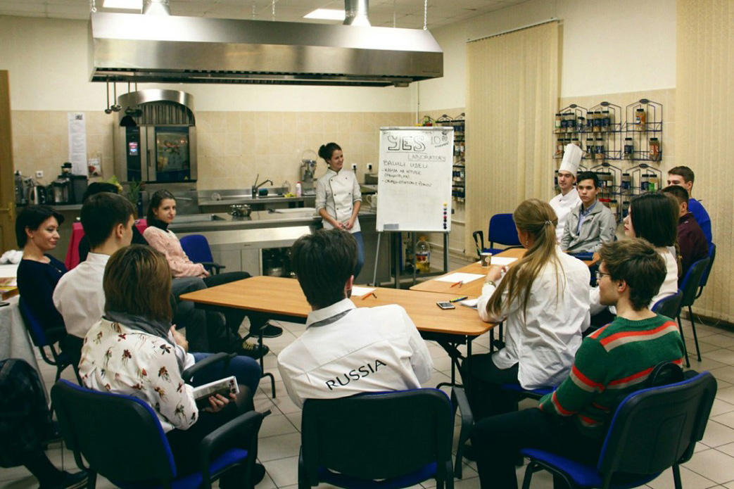 Студенческая организация YESLAB – призер кулинарных конкурсов и чемпионатов – проводит мастер-классы, кулинарные конкурсы и викторины для школьников 