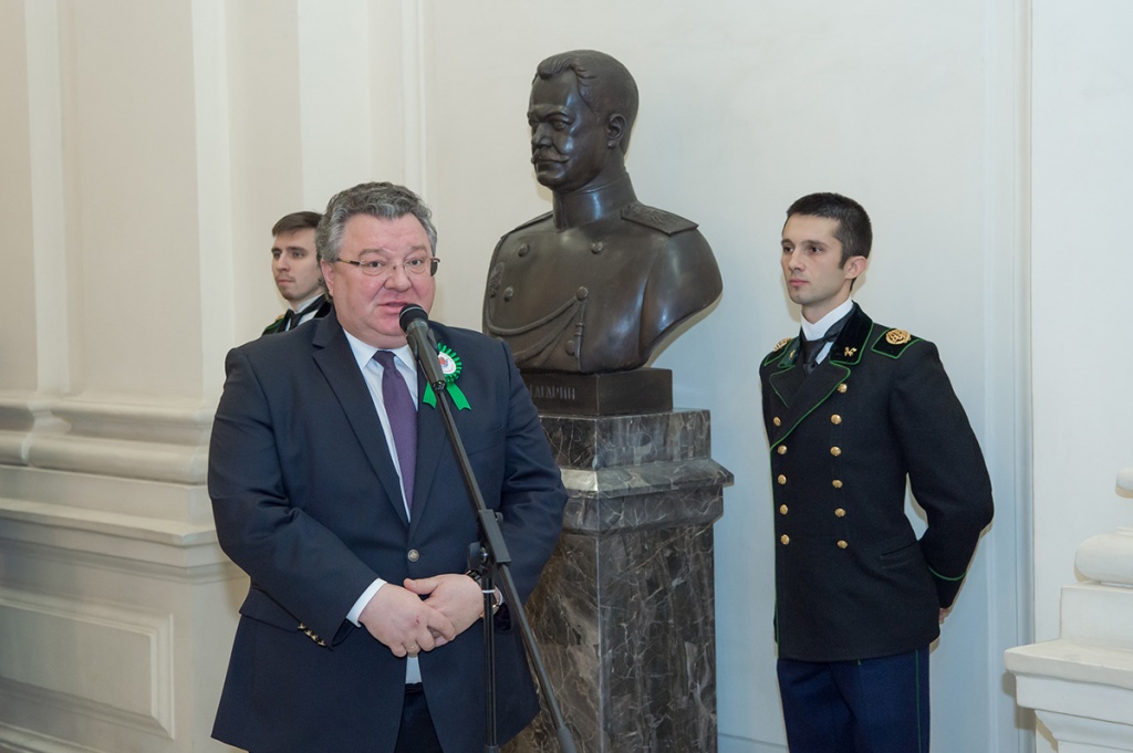  Ректор СПбПУ А.И. Рудской поздравил сотрудников и студентов университета с открытием памятника князю Гагарину