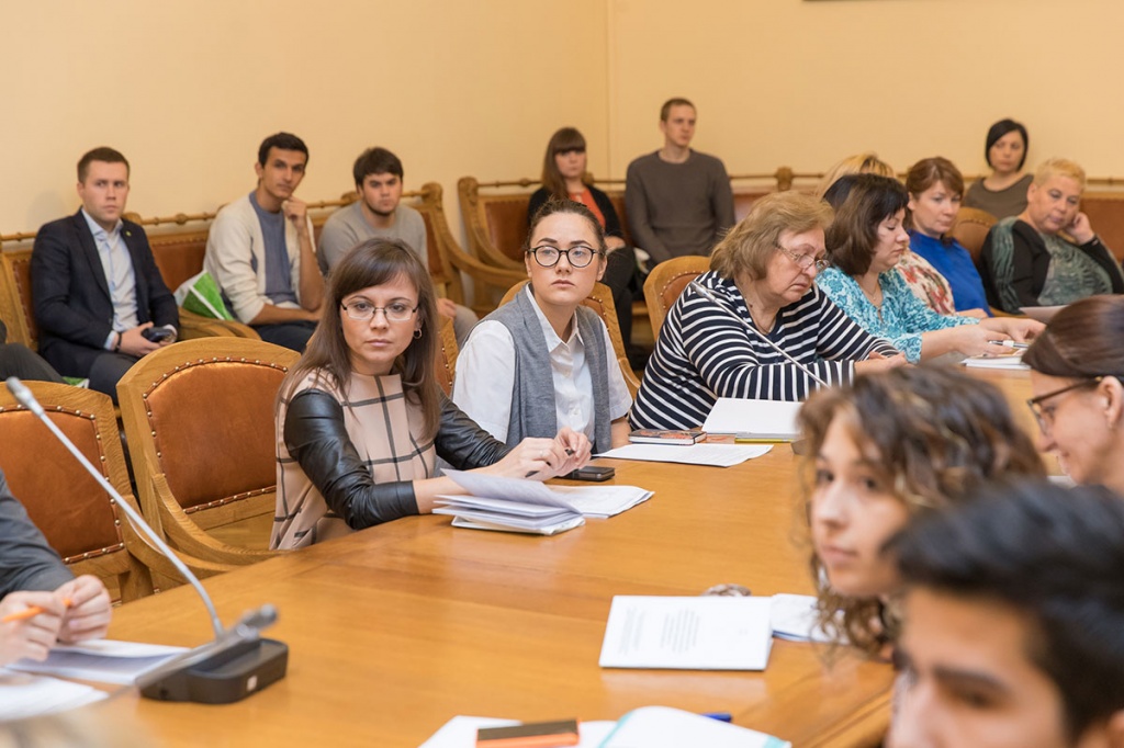 Участники обменялись опытом и обсудили самые актуальные проблемы гражданско-патриотического воспитания молодежи Участники обменялись опытом и обсудили самые актуальные проблемы гражданско-патриотического воспитания молодежи