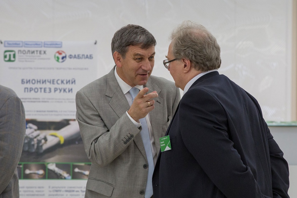 А.И. Боровков и гендиректор Российского научного фонда А.В. Хлунов А.И. Боровков и гендиректор Российского научного фонда А.В. Хлунов