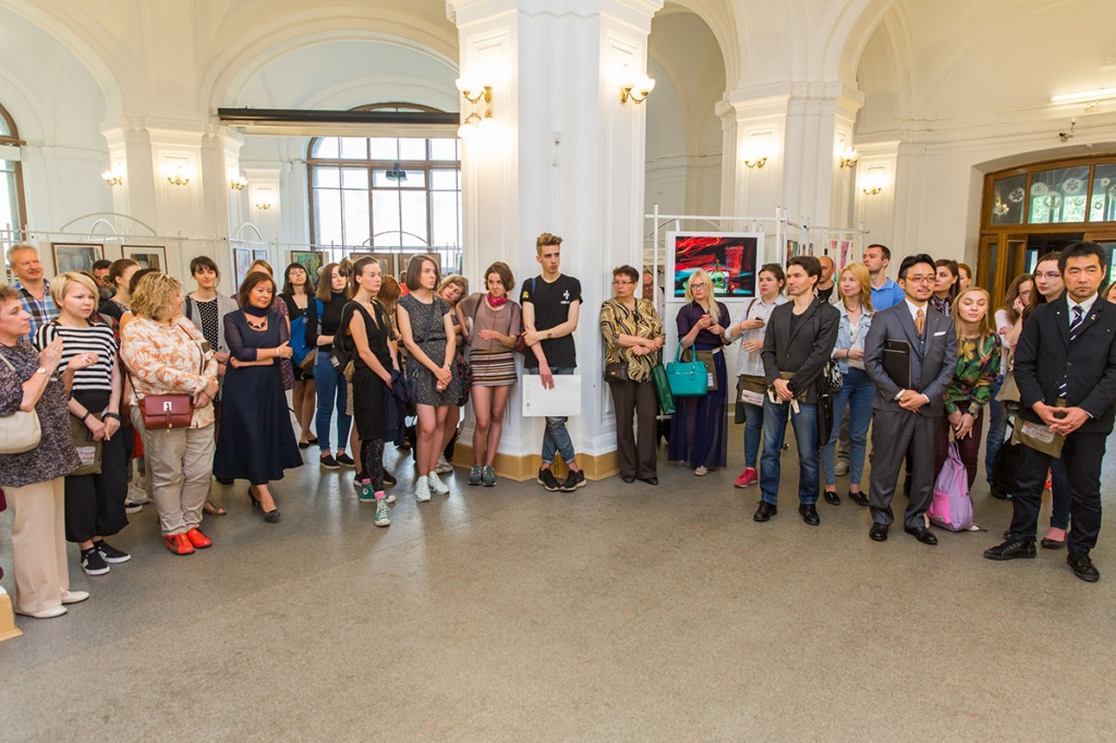 Выставка творческих работ студентов приурочена к 20-летию кафедры Инженерной графики и дизайна