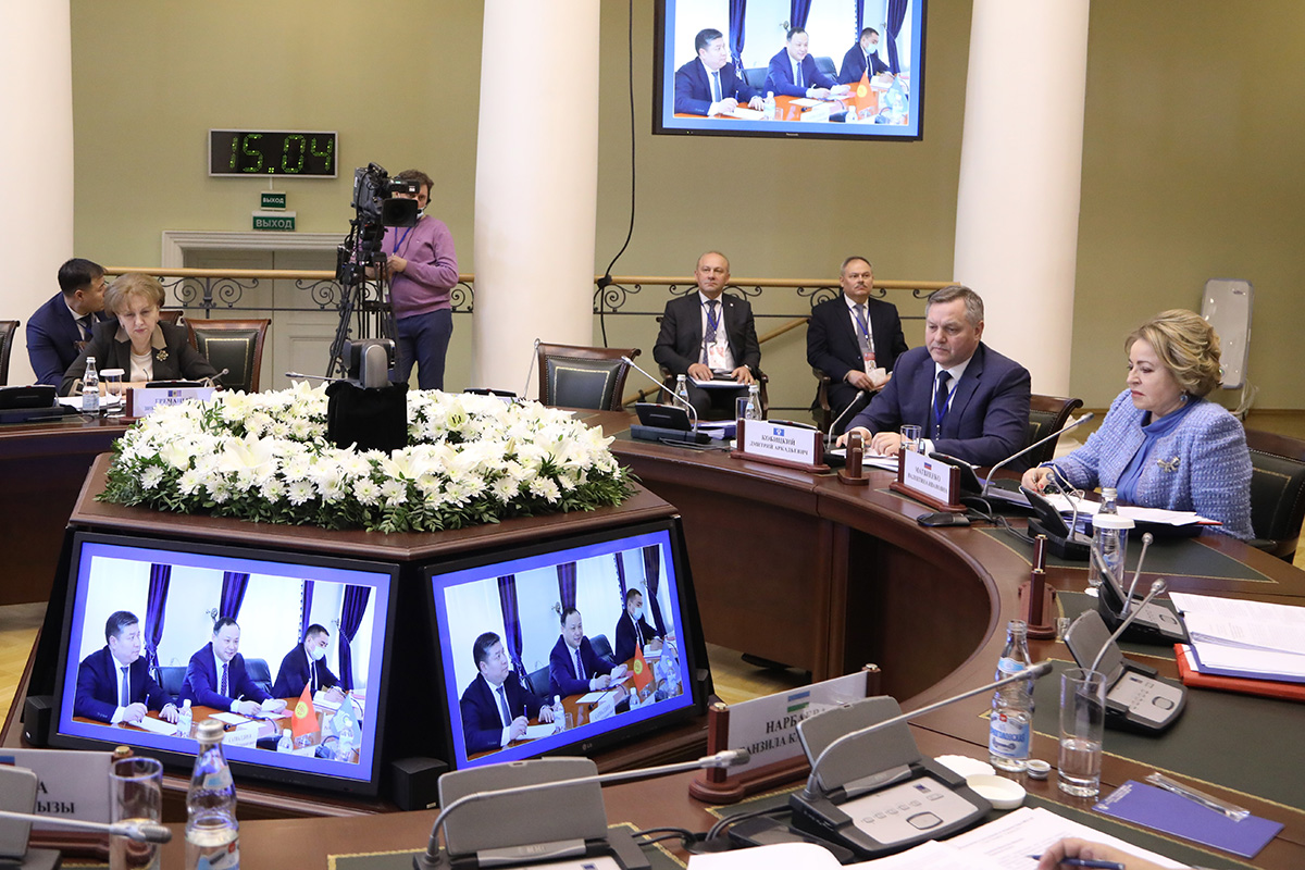 Заседание Совета Межпарламентской Ассамблеи под руководством Председателя Совета МПА СНГ, Председателя Совета Федерации Федерального Собрания Российской Федерации Валентины МАТВИЕНКО Заседание Совета Межпарламентской Ассамблеи под руководством Председателя Совета МПА СНГ, Председателя Совета Федерации Федерального Собрания Российской Федерации Валентины МАТВИЕНКО