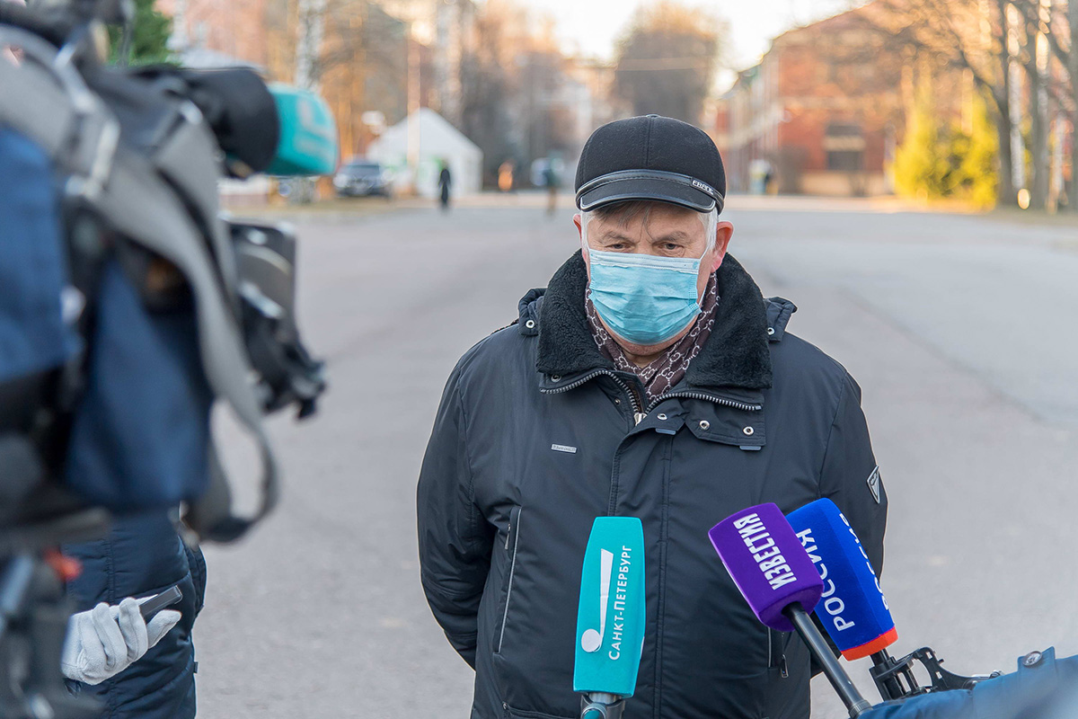 Руководитель лаборатории «Технологии очистки промышленных и поверхностных сточных вод» Виктор Чечевичкин Руководитель лаборатории «Технологии очистки промышленных и поверхностных сточных вод» Виктор Чечевичкин