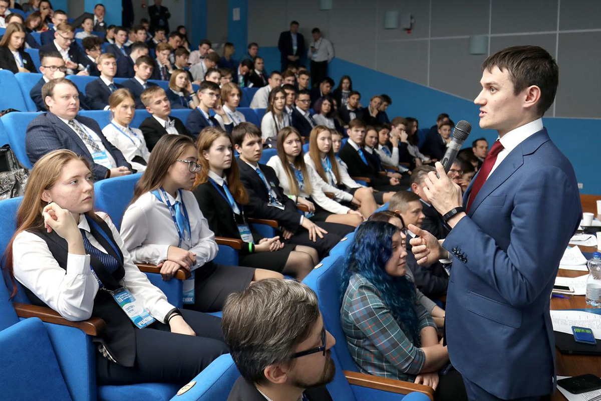 26 октября в Тюмени прошел IV ежегодный слет учащихся Газпром-классов