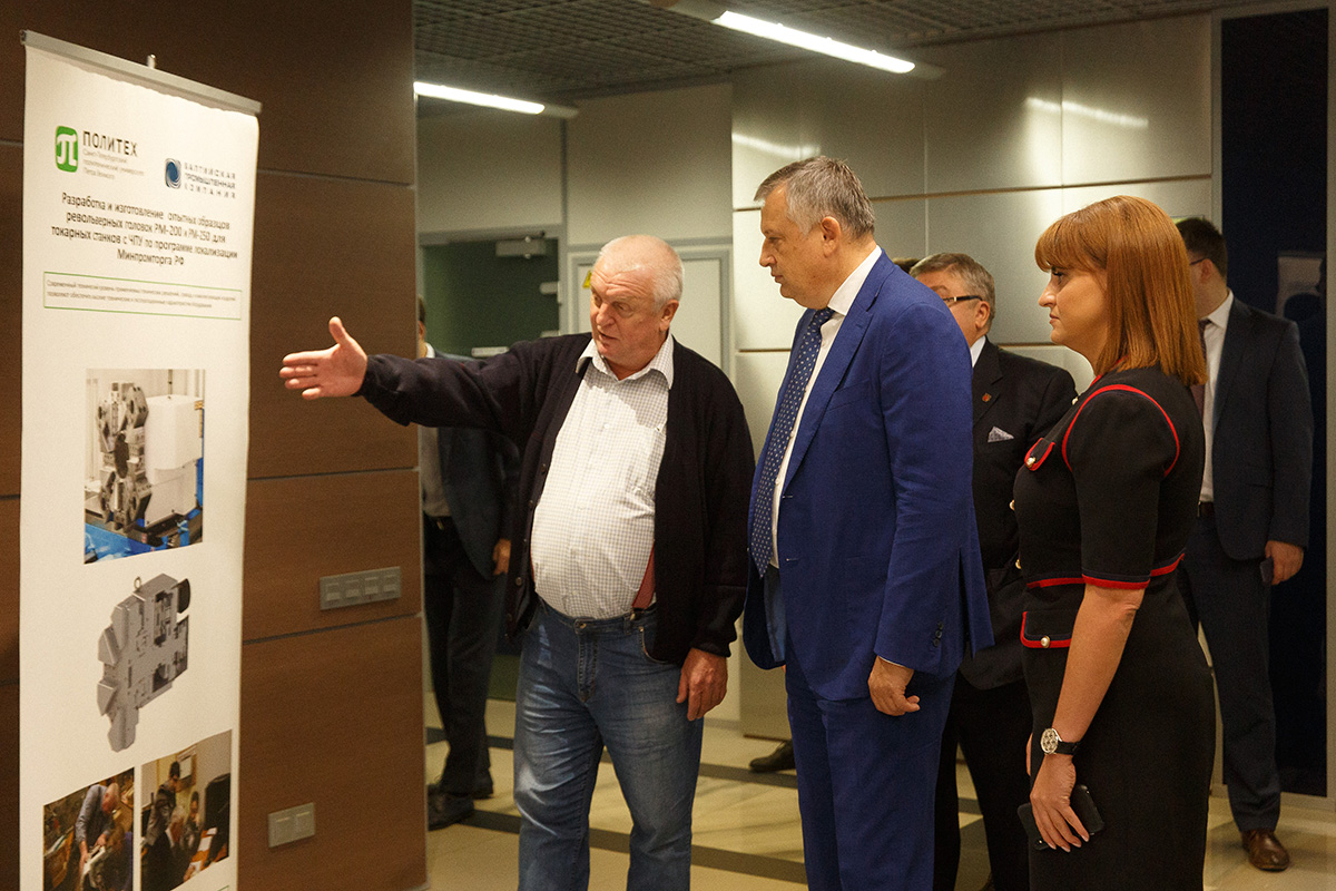 Специалисты КБ СПбПУ проводят на базе БПК исследовательские и опытно-конструкторские работы Специалисты КБ СПбПУ проводят на базе БПК исследовательские и опытно-конструкторские работы