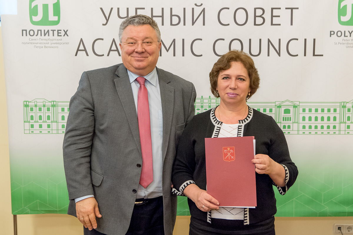 Г.А. Куликова получила благодарность главы Администрации Калининского района 