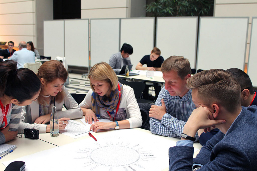 Участники рабочих групп симпозиума World Cities World Class University Network обсудили вопросы развития городов и университетов Участники рабочих групп симпозиума World Cities World Class University Network обсудили вопросы развития городов и университетов