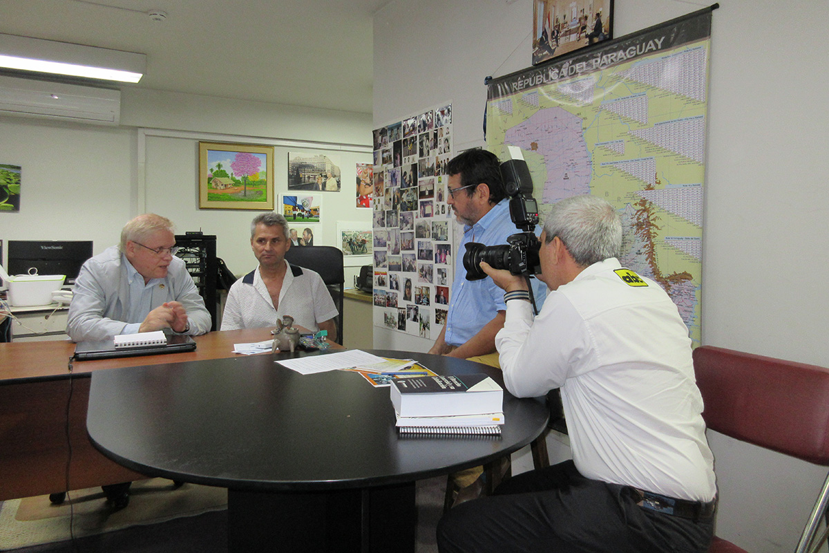Д.И. Кузнецов дал большое интервью самой популярной парагвайской газете ABC 