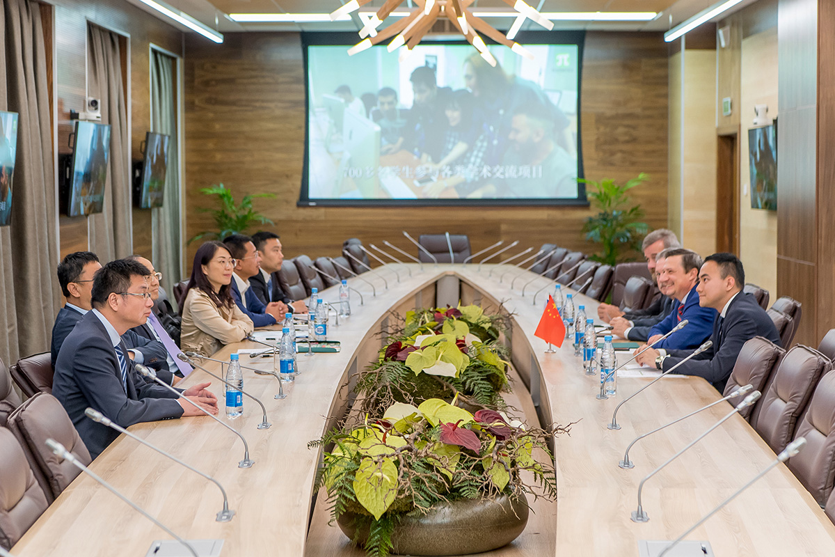 На базе СПбПУ продуктивно прошли переговоры с делегацией Шанхайского комитета по науке и технологиям