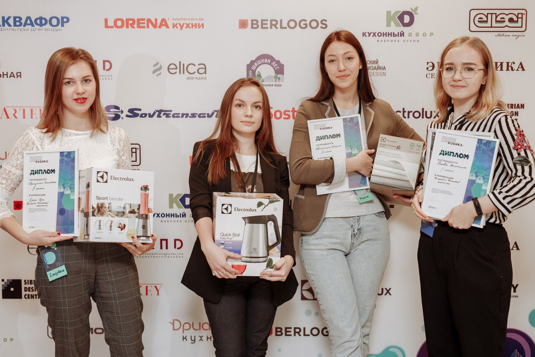 Проект Елизаветы Прилуцкой (слева) взял призовое место в трех номинациях Проект Елизаветы Прилуцкой (слева) взял призовое место в трех номинациях