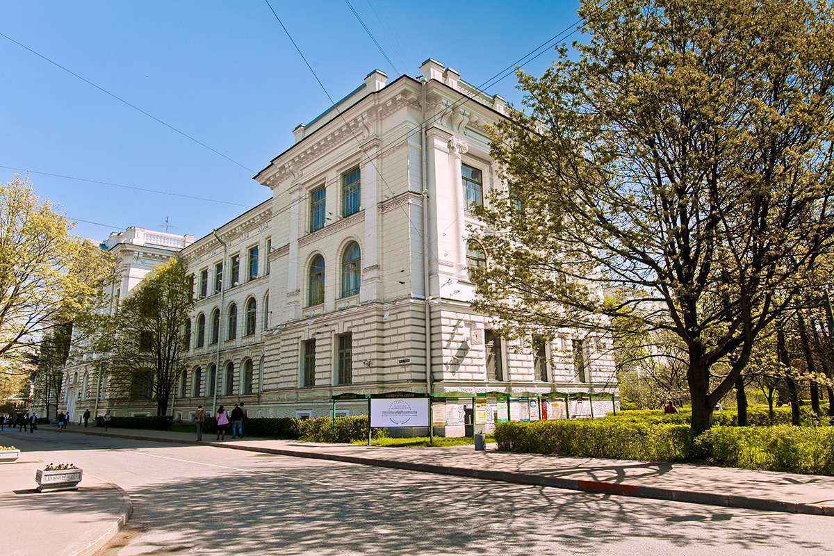 Политех в ТОП-15 лучших университетов в России по результатам Национального рейтинга Интерфакса 