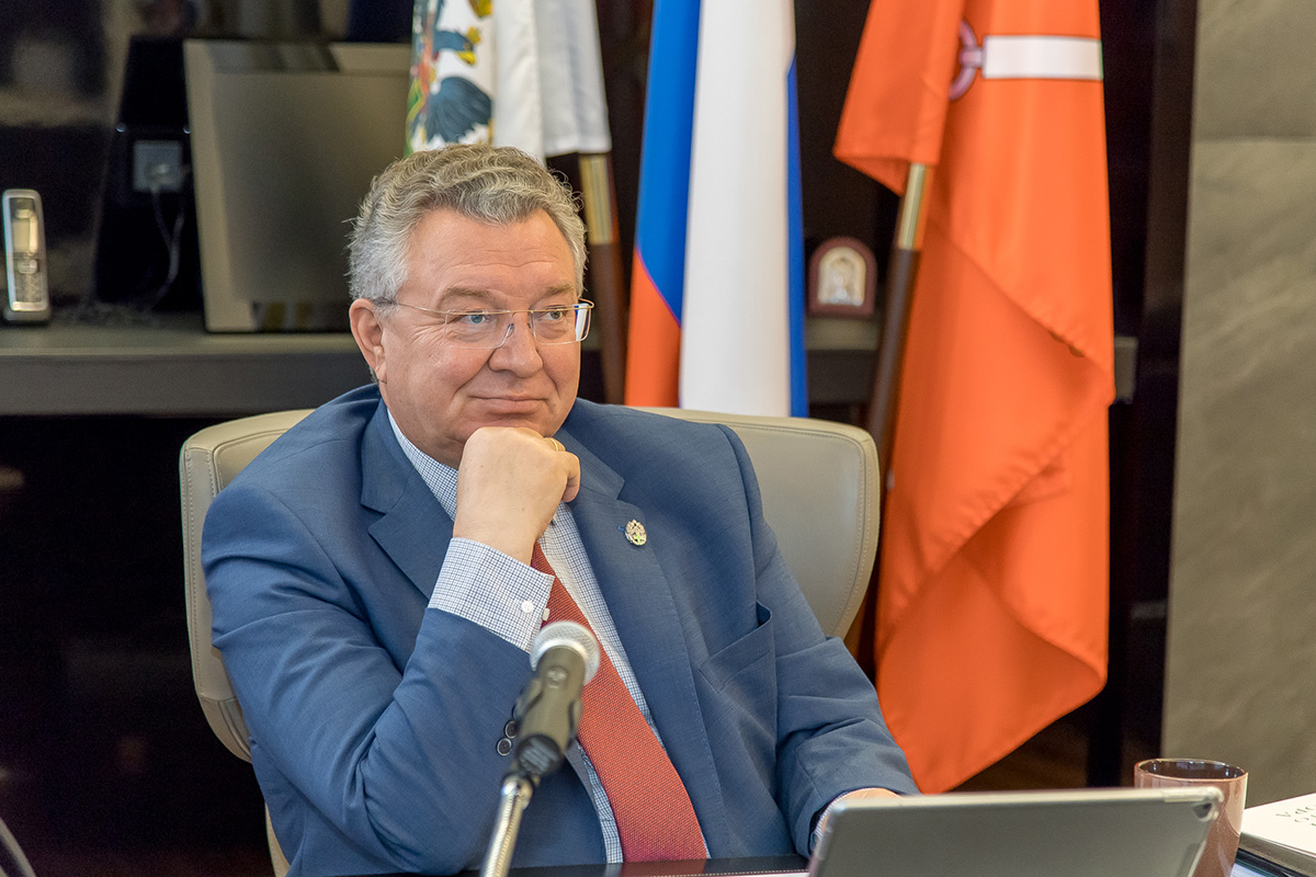 Ректор СПбПУ принял участие в круглом столе «» издания «Российская газета» Ректор СПбПУ принял участие в круглом столе «» издания «Российская газета»