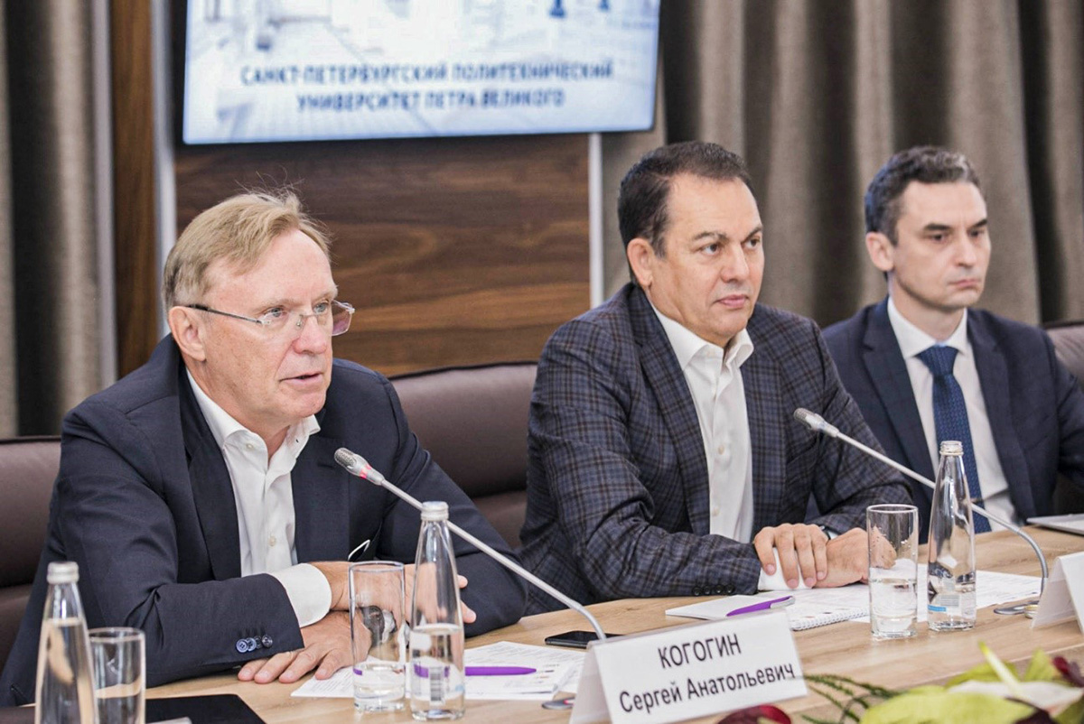 Пао камаз директор