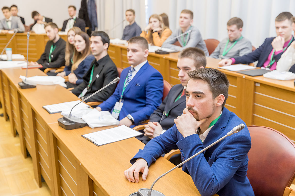 Азамат Даутов: «Кейс заставляет тебя расширять рамки» Азамат Даутов: «Кейс заставляет тебя расширять рамки»