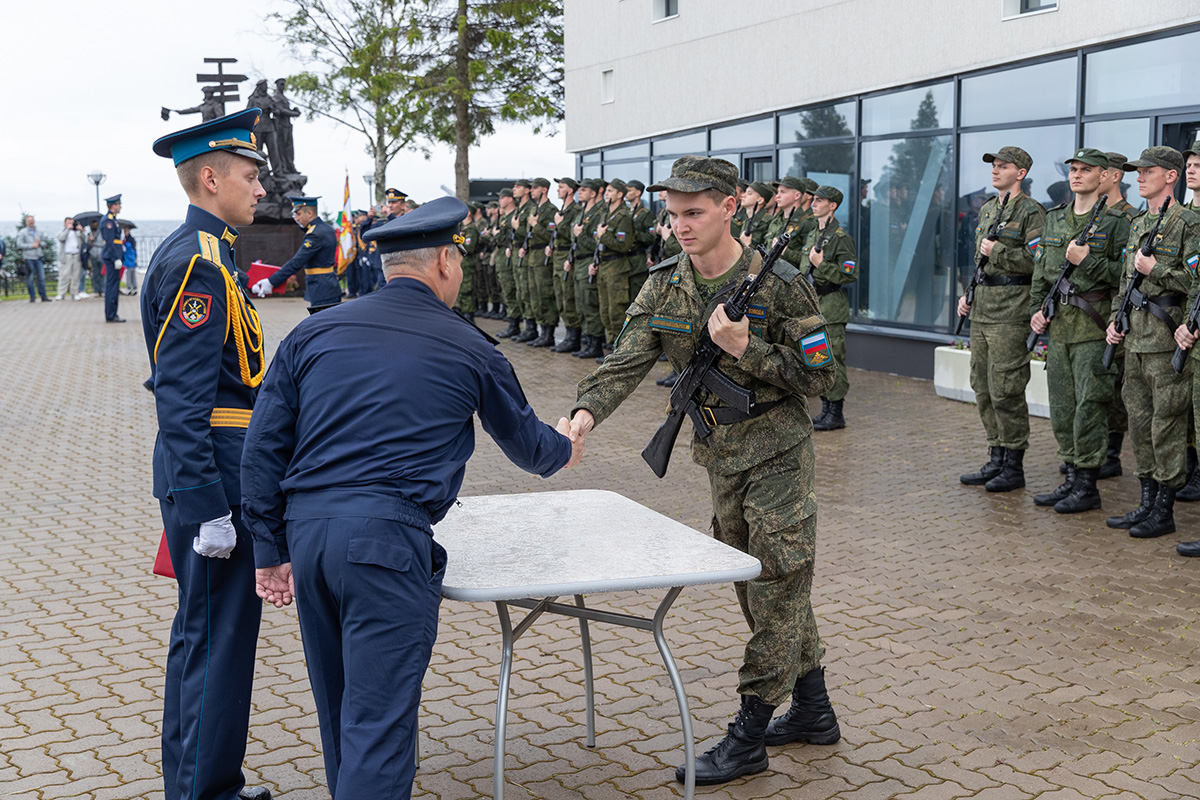 Студенты Военно-учебного центра СПбПУ принесли присягу