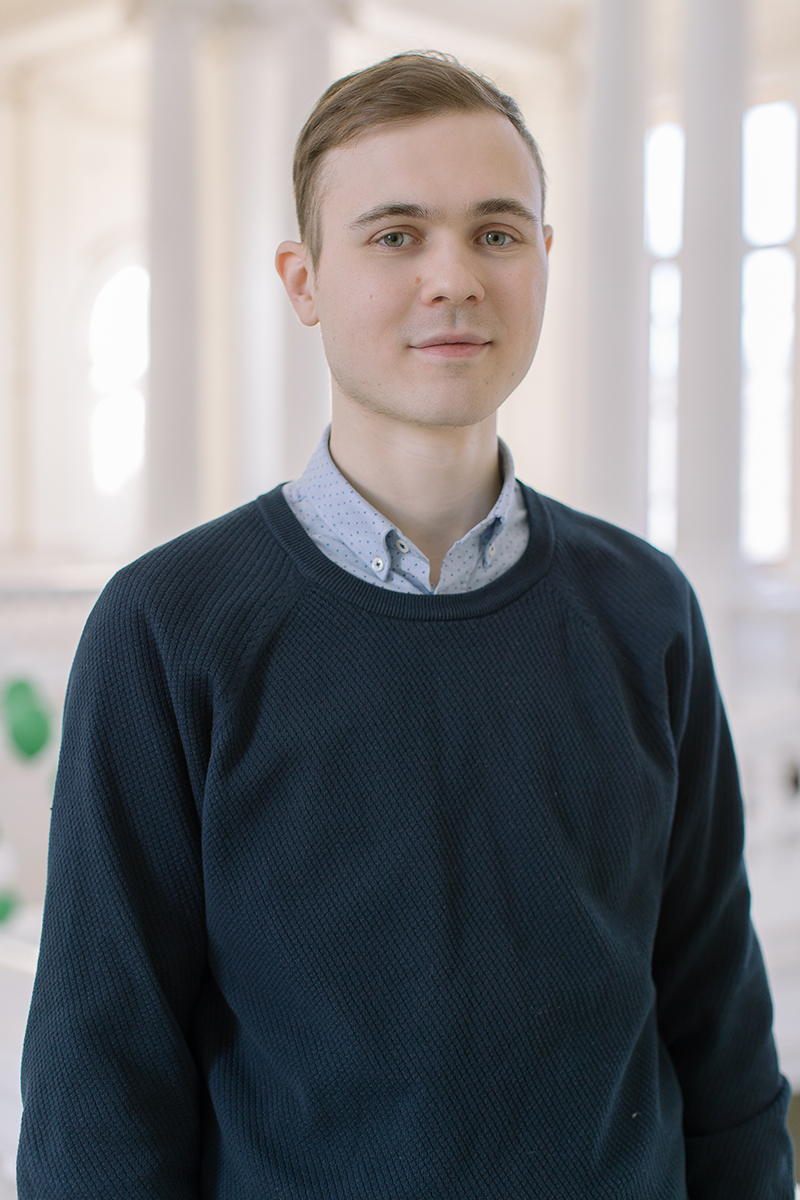 Дмитрий Смирнов - серебряный медалист по направлению Электро- и теплоэнергетика Дмитрий Смирнов - серебряный медалист по направлению Электро- и теплоэнергетика