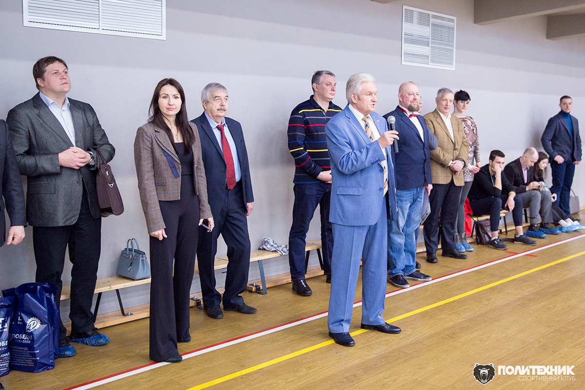 Открыл спартакиаду руководитель представительства ГК «Ростех» в Санкт-Петербурге Александр ГУРОВ 