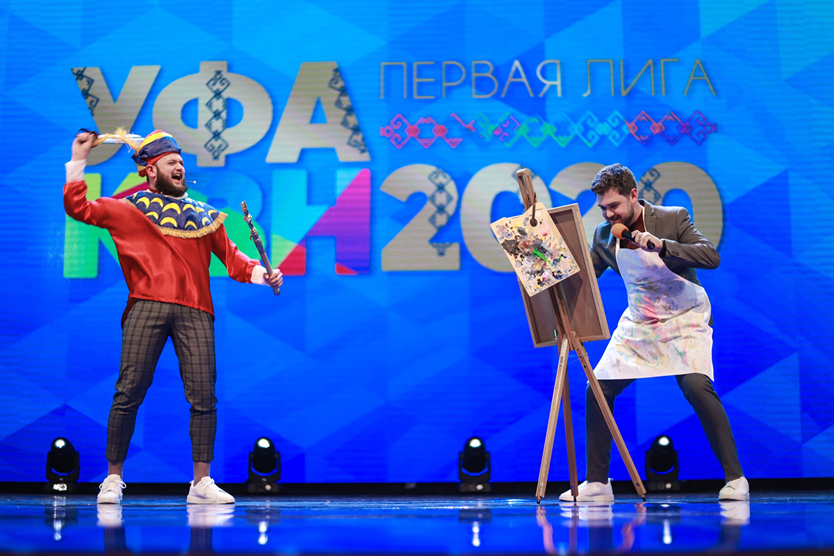 Команда «Подарок-впечатление» стала полуфиналистом телевизионной первой лиги КВН Команда «Подарок-впечатление» стала полуфиналистом телевизионной первой лиги КВН