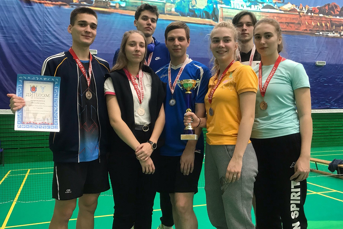 Сборная Политеха по бадминтону стала серебряным призером командного чемпионата Санкт-Петербурга 
