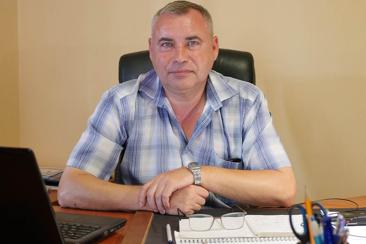 Директор Южного лагеря Олег Викторович НЕЗНАЕВ Директор Южного лагеря Олег Викторович НЕЗНАЕВ