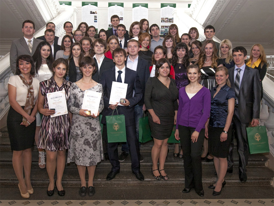 Золотые выпускники 2012 года Золотые выпускники 2012 года