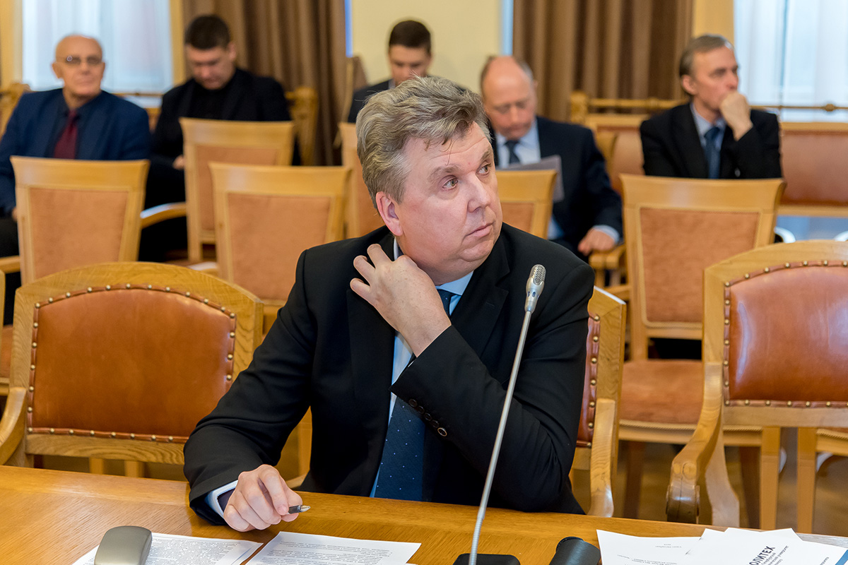 Проректор по экономике и финансам Александр РЕЧИНСКИЙ доложил о бюджете СПбПУ на 2020 