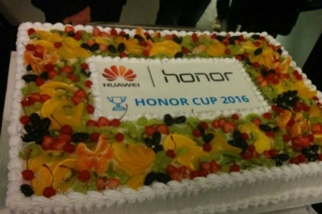 Сладкий приз для подпитки мозга - от организаторов конкурса Honor Cup-2016 Сладкий приз для подпитки мозга - от организаторов конкурса Honor Cup-2016