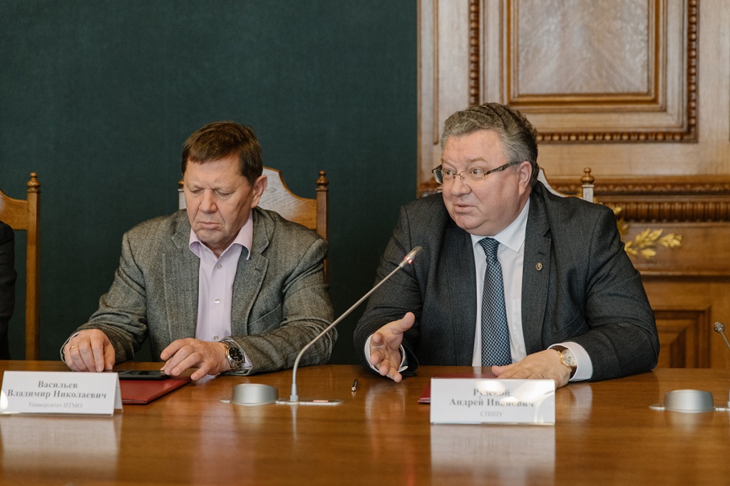 Ректор СПбПУ А.И. Рудской назвал создание ЦИНПЭТ знаковым событием для нашего города Ректор СПбПУ А.И. Рудской назвал создание ЦИНПЭТ знаковым событием для нашего города