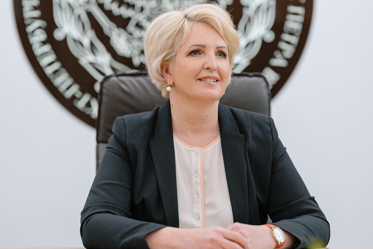 Проректор по образовательной деятельности СПбПУ Елена РАЗИНКИНА дала интервью образовательной платформе «Юрайт» 