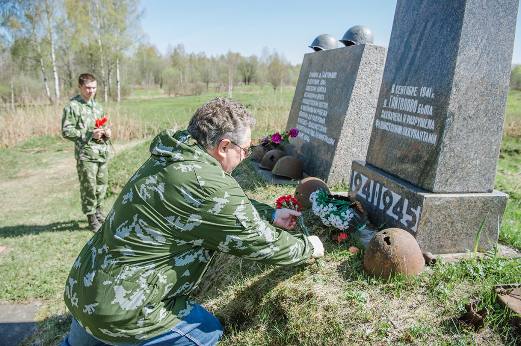 А.И. Рудской почтил память солдат, нашедших вечный покой в ленинградской земле А.И. Рудской почтил память солдат, нашедших вечный покой в ленинградской земле