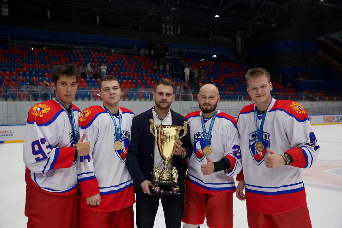 «Черные медведи» победили в международном студенческом хоккейном турнире 