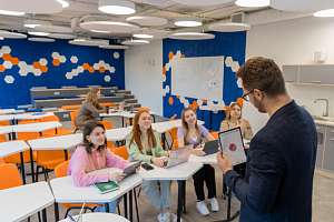 «Лучший преподаватель глазами студентов»: в Политехе вручили награды 18 педагогам