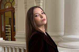 «Поколение NEXT»: выпускница Политеха Софья Зайцева покорила жюри на конкурсе дизайна