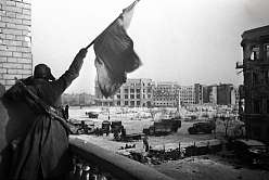 Символ великого подвига: 80-летие разгрома немецко-фашистских войск советскими войсками в Сталинградской битве
