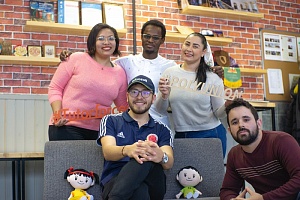 Иностранные студенты поздравляют Политех со 123-летием