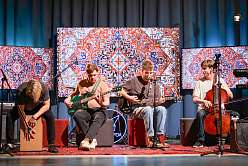 «Ковёр» — ламповый вечер живой музыки